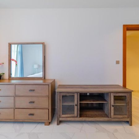 Millennium Binghatti, Business Bay - Mint Stay Дубай Экстерьер фото