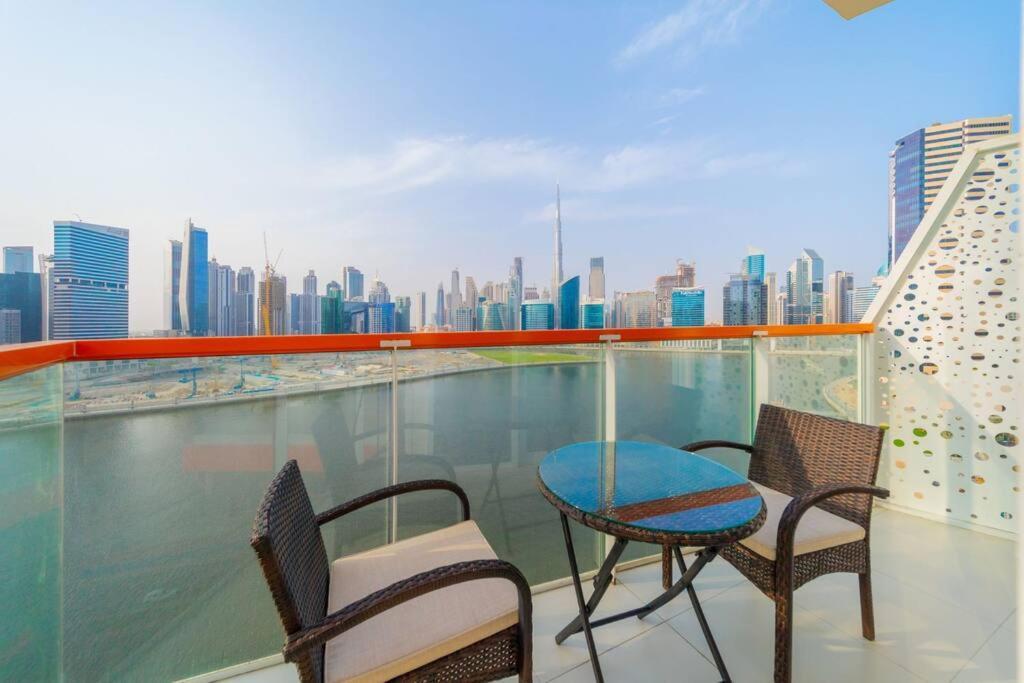 Millennium Binghatti, Business Bay - Mint Stay Дубай Экстерьер фото