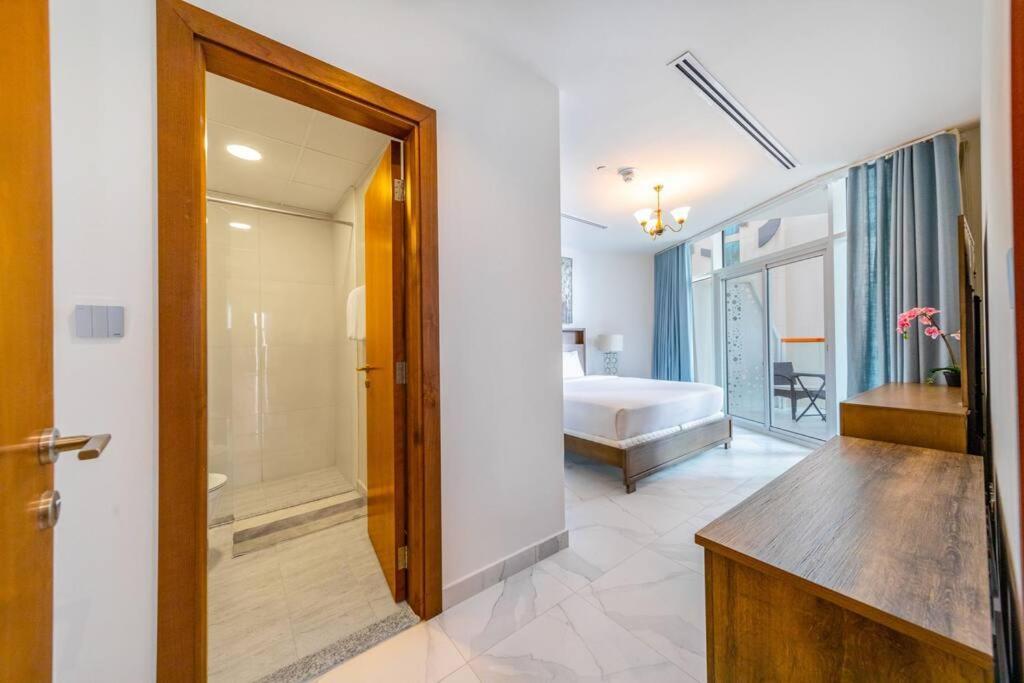 Millennium Binghatti, Business Bay - Mint Stay Дубай Экстерьер фото