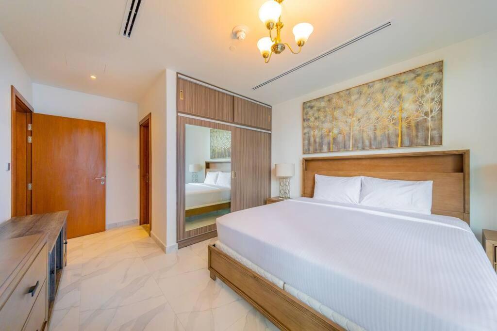 Millennium Binghatti, Business Bay - Mint Stay Дубай Экстерьер фото